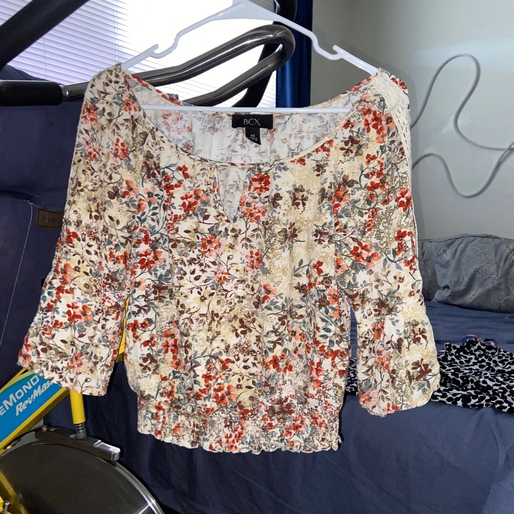 BCX floral blouse